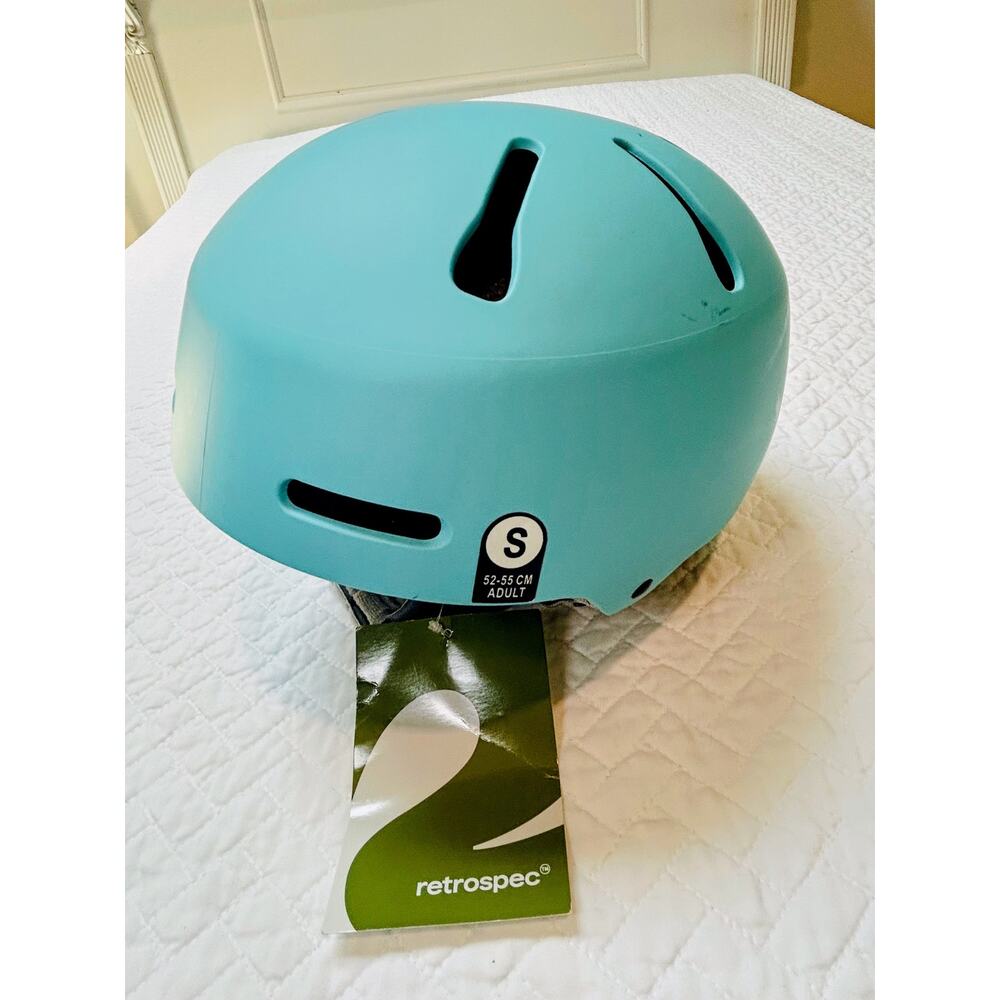 RETROSPEC “Ocean Blue” SKI & SNOWBOARD HELMET / SMALL - ADULT ( some markings)